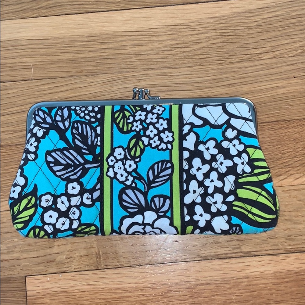 EUC Vera Bradley clutch wallet